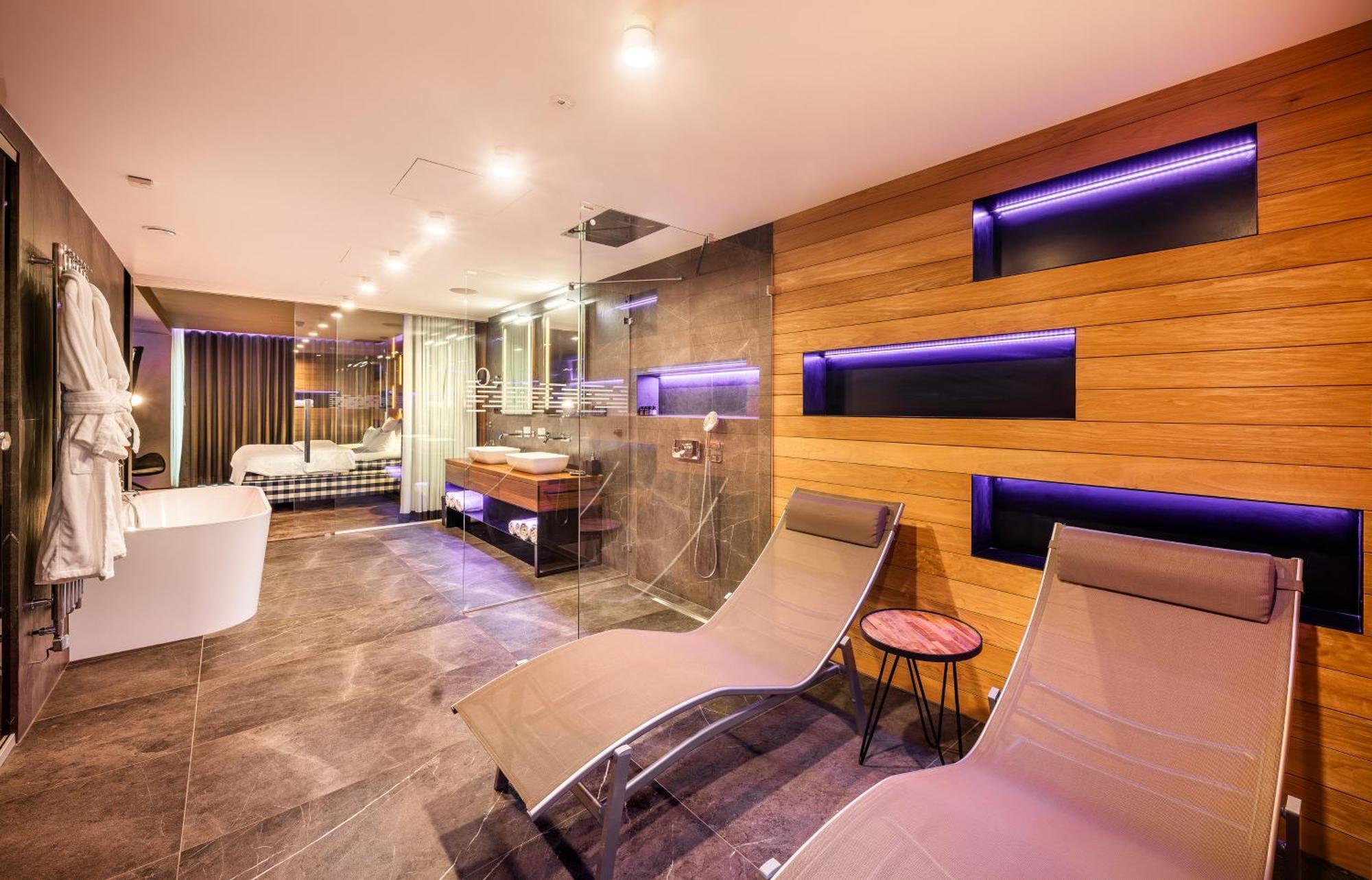 Hotel Harmony Club 4*